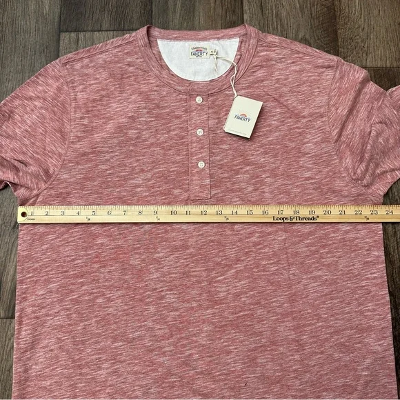 Faherty Heather Crewneck T-shirt Men’s Size XL Faded Red